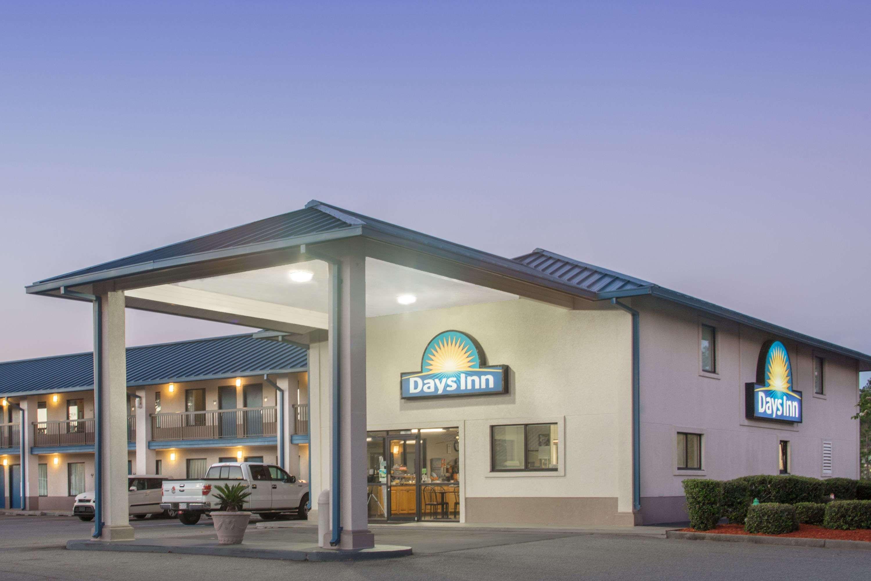 Days Inn By Wyndham Valdosta I-75 Luaran gambar