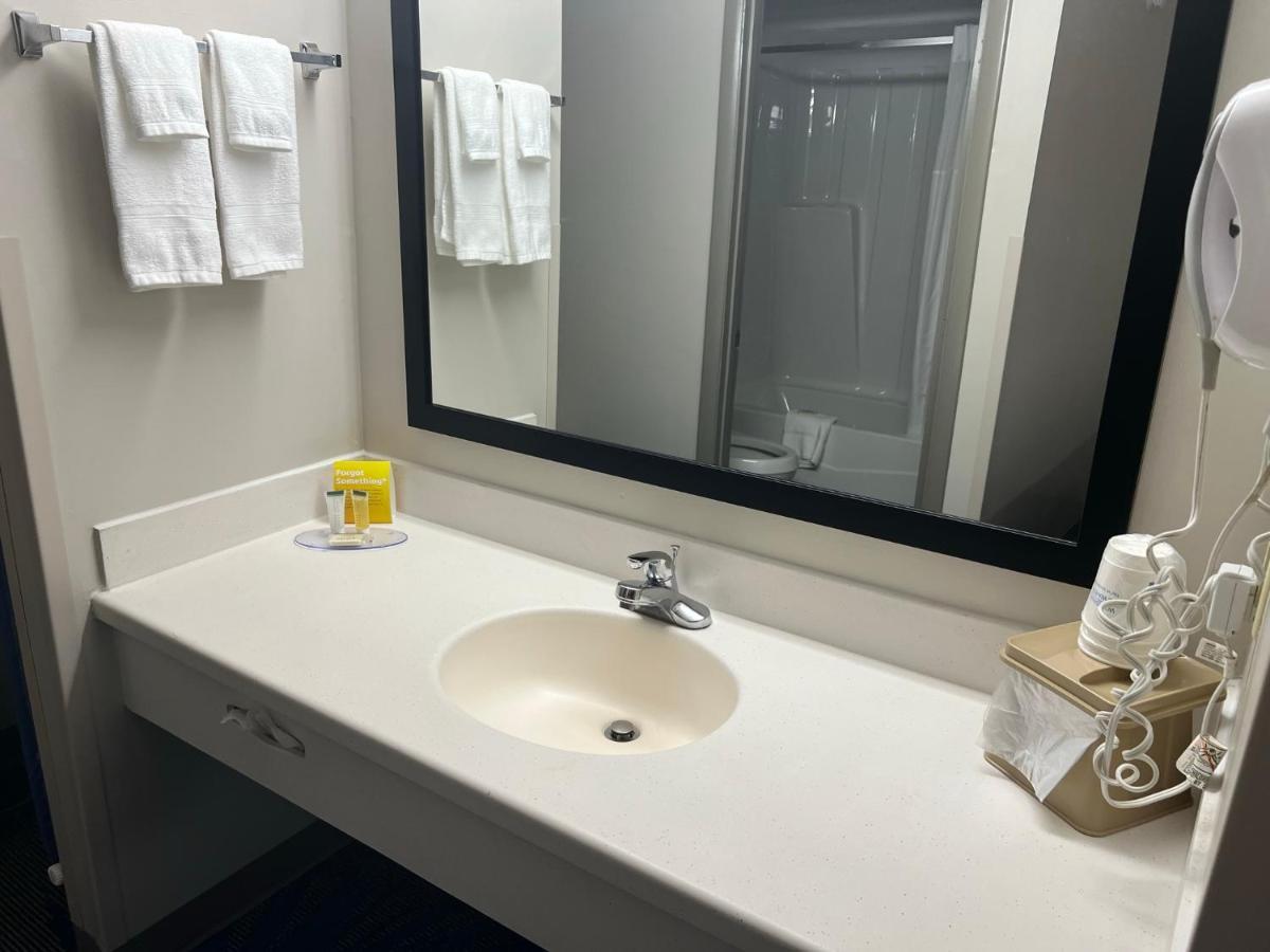 Days Inn By Wyndham Valdosta I-75 Luaran gambar